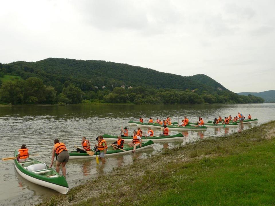 Racz Fogado Hotel Kisoroszi Buitenkant foto