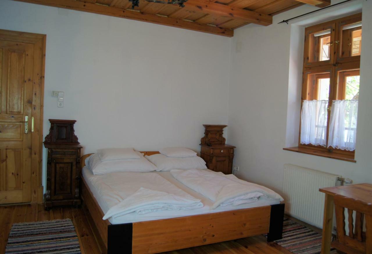 Racz Fogado Hotel Kisoroszi Buitenkant foto