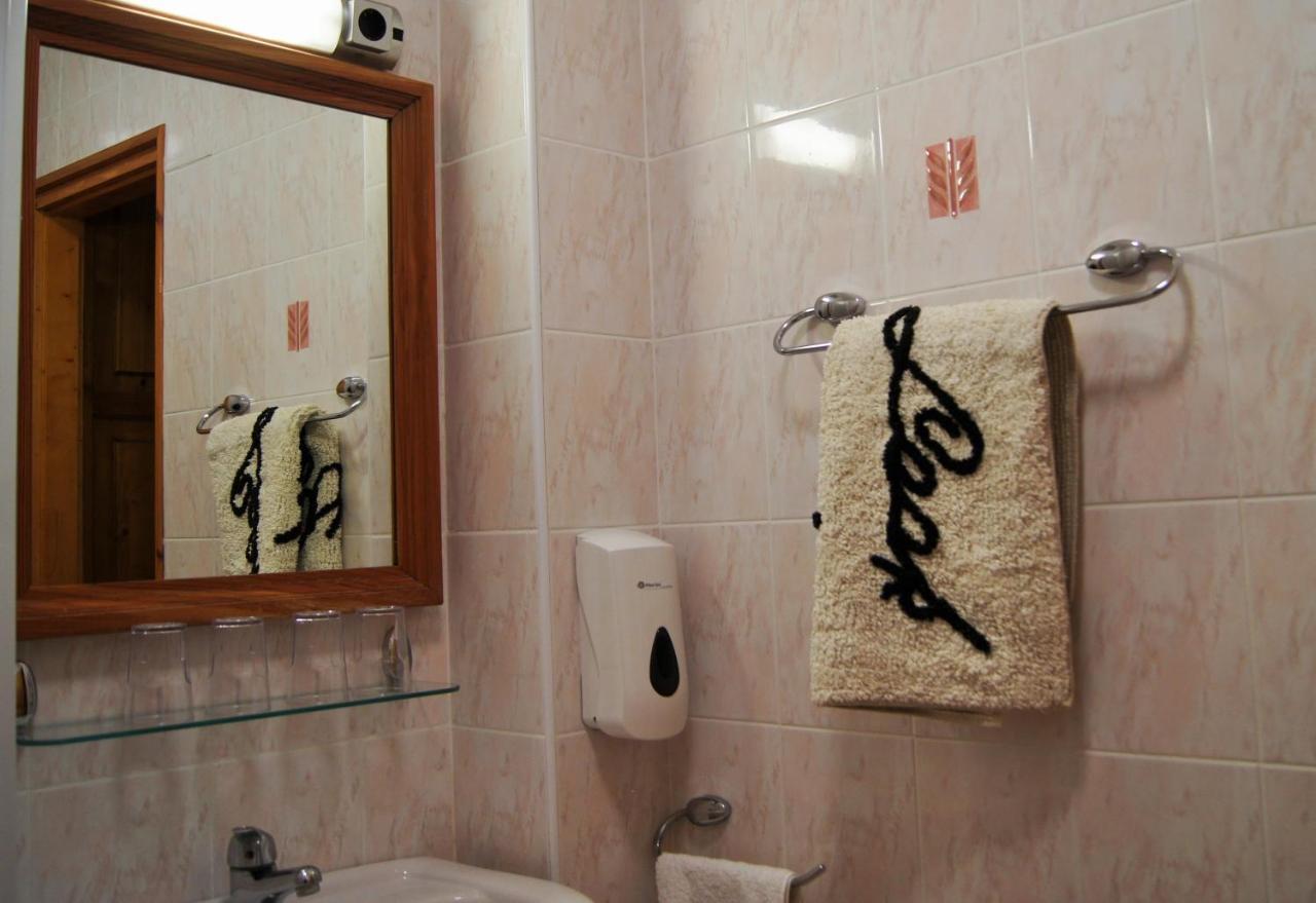 Racz Fogado Hotel Kisoroszi Buitenkant foto